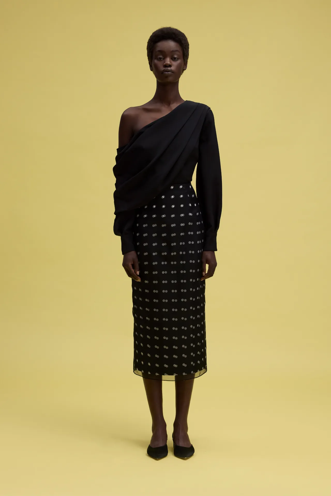 00040-emilia-wickstead-resort-2026-credit-brand