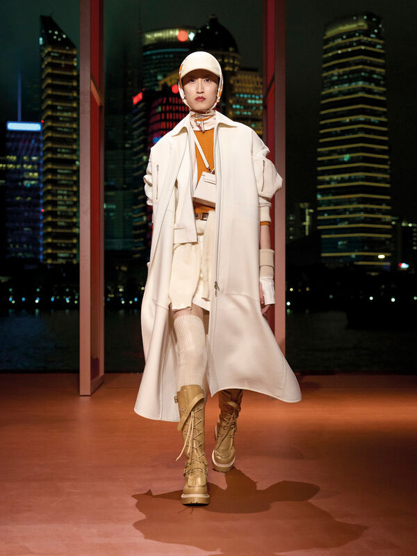 Hermes PO F25 044