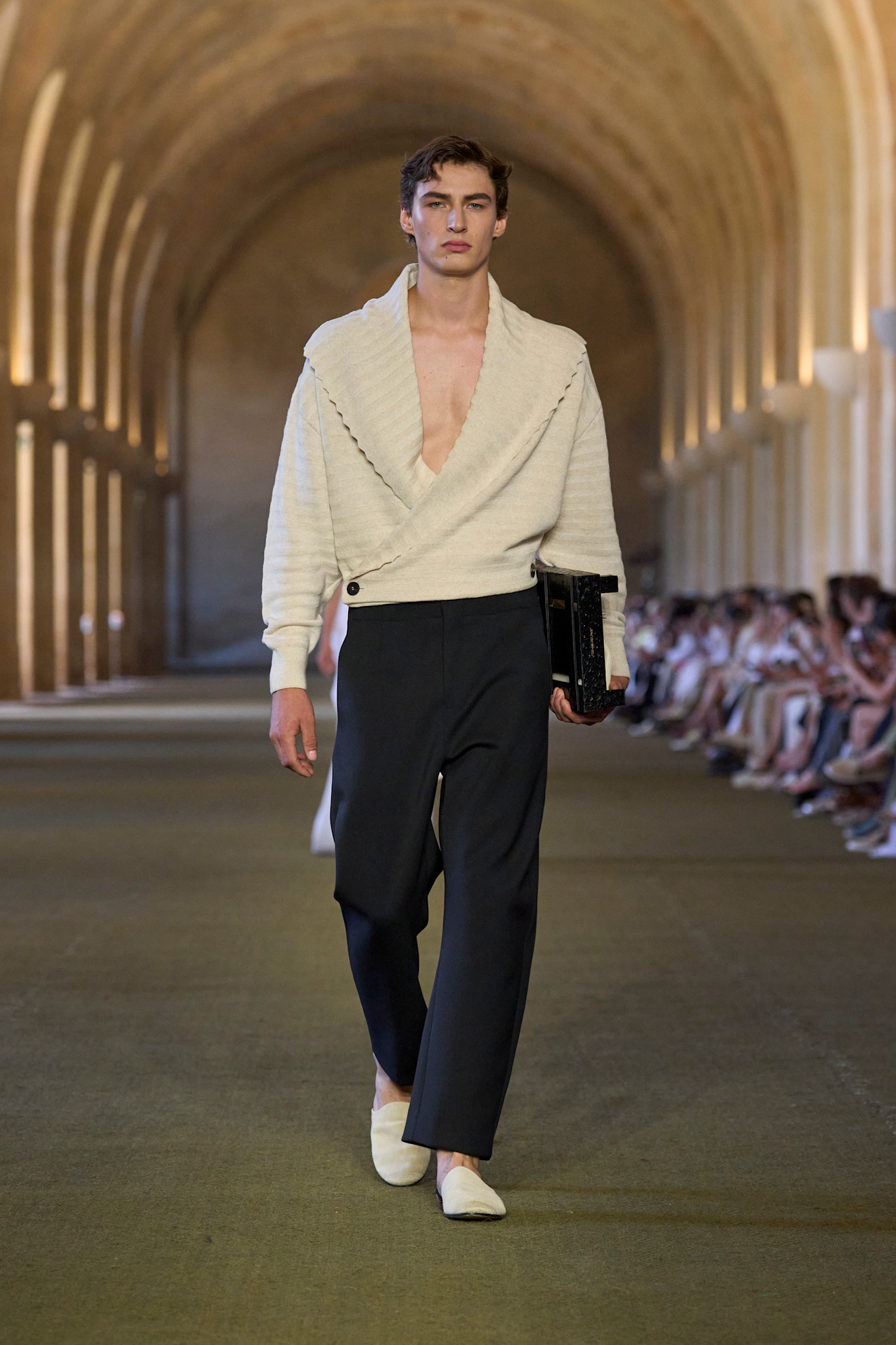 Jacquemus PO S26 041