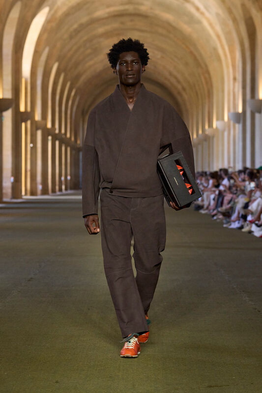 Jacquemus PO S26 031