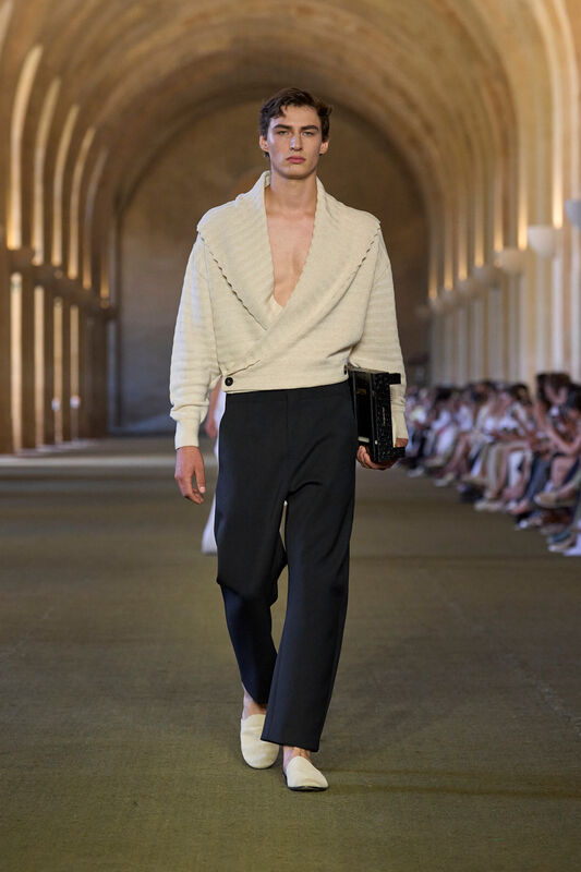 Jacquemus PO S26 041