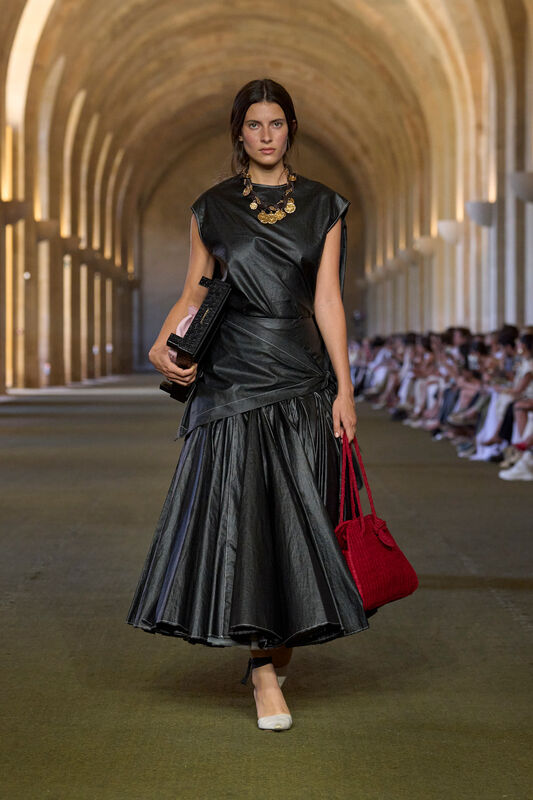 Jacquemus PO S26 044