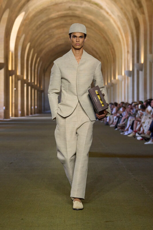 Jacquemus PO S26 059