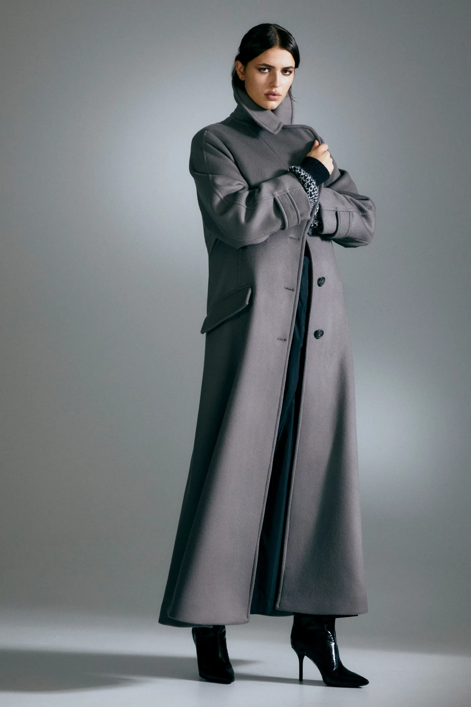 00010-alberta-ferretti=pre-fall-2024-credit-brand