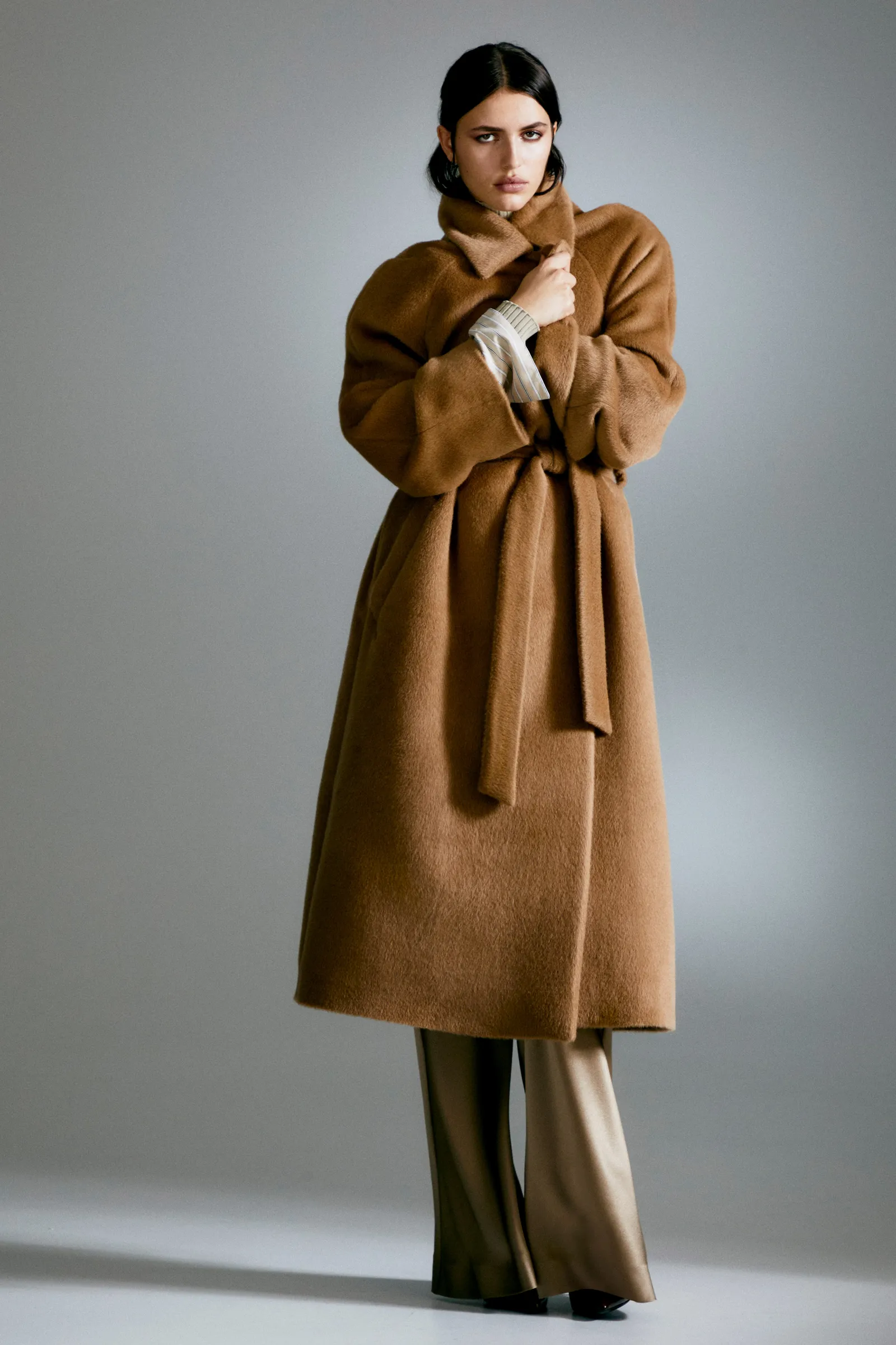 00017-alberta-ferretti=pre-fall-2024-credit-brand