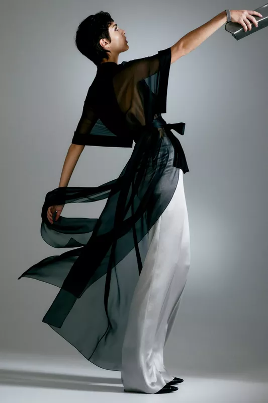 00018-alberta-ferretti=pre-fall-2024-credit-brand