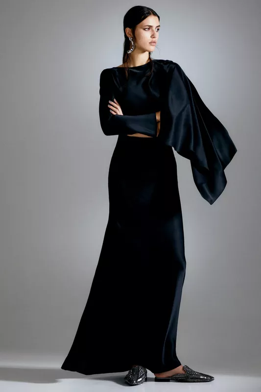 00032-alberta-ferretti=pre-fall-2024-credit-brand