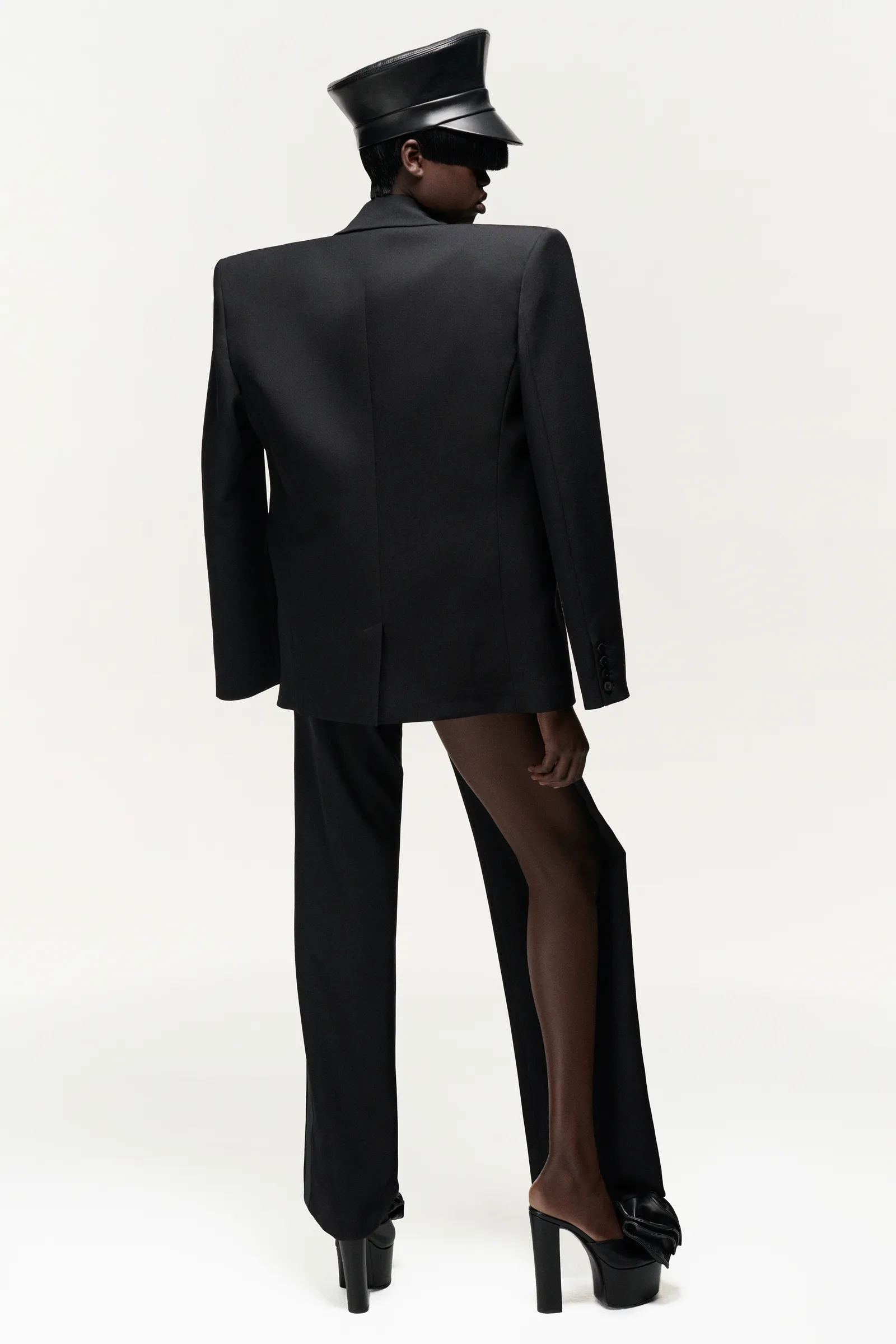 00004-area-pre-fall-2024-credit-brand