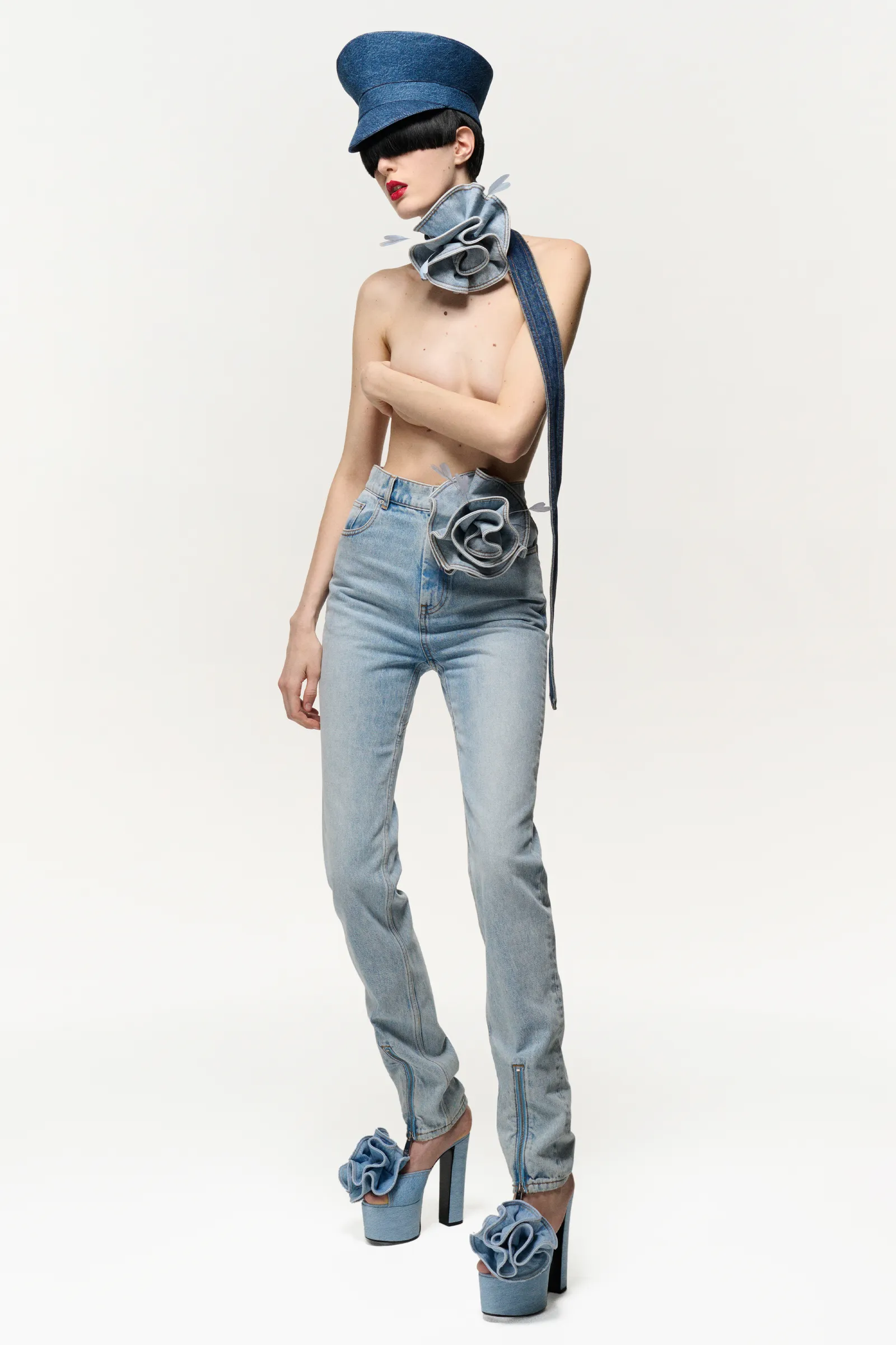 00014-area-pre-fall-2024-credit-brand