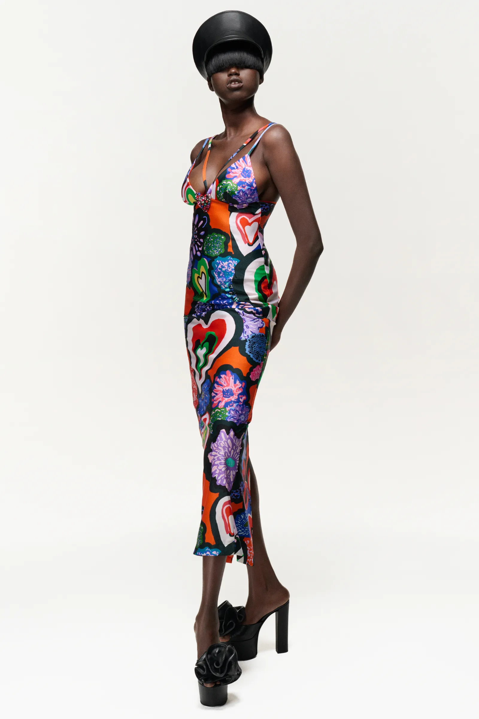 00021-area-pre-fall-2024-credit-brand