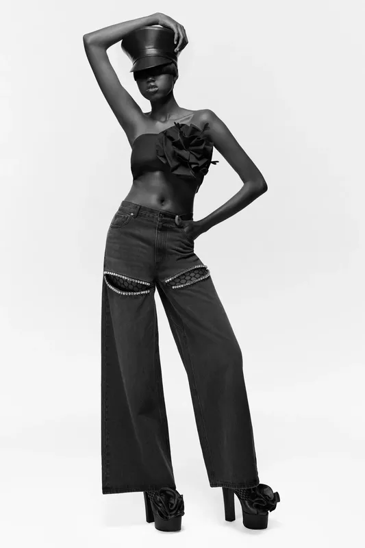 00008-area-pre-fall-2024-credit-brand