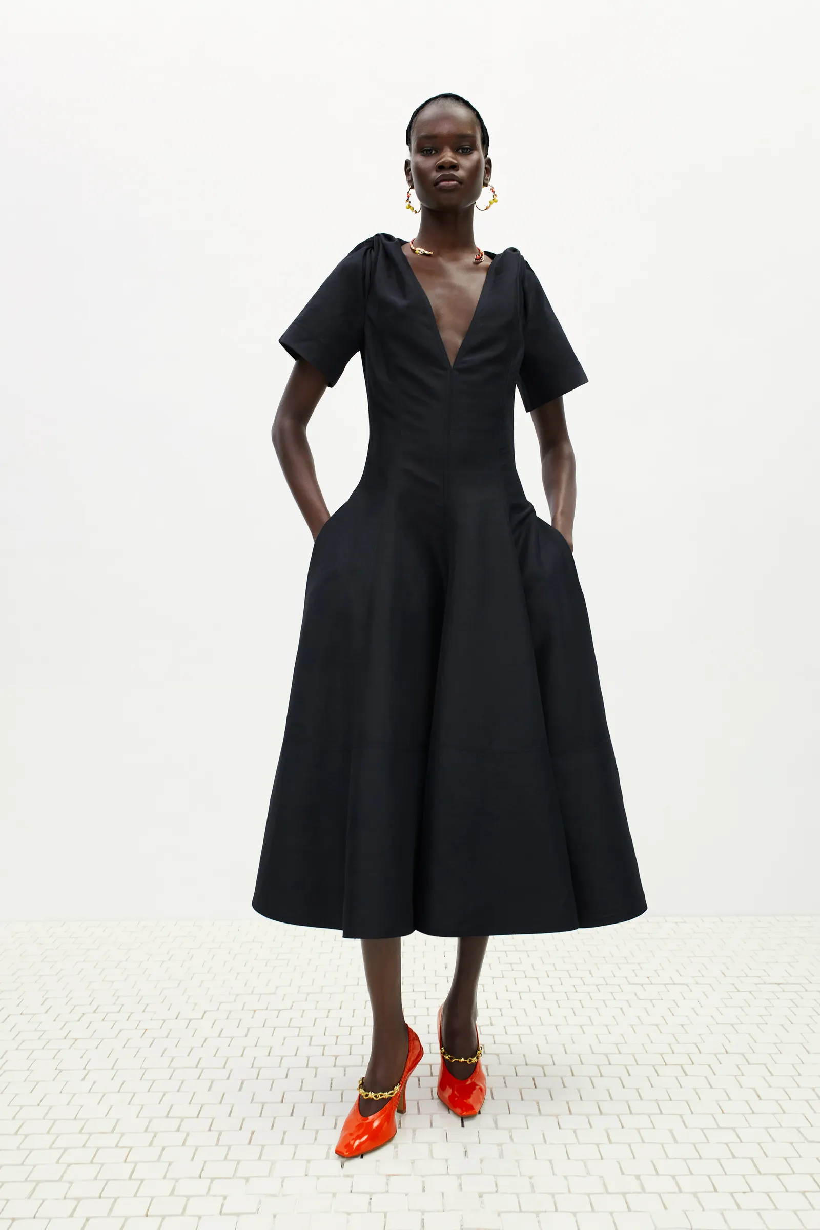 00055-bottega-veneta-pre-fall-2024-credit-brand