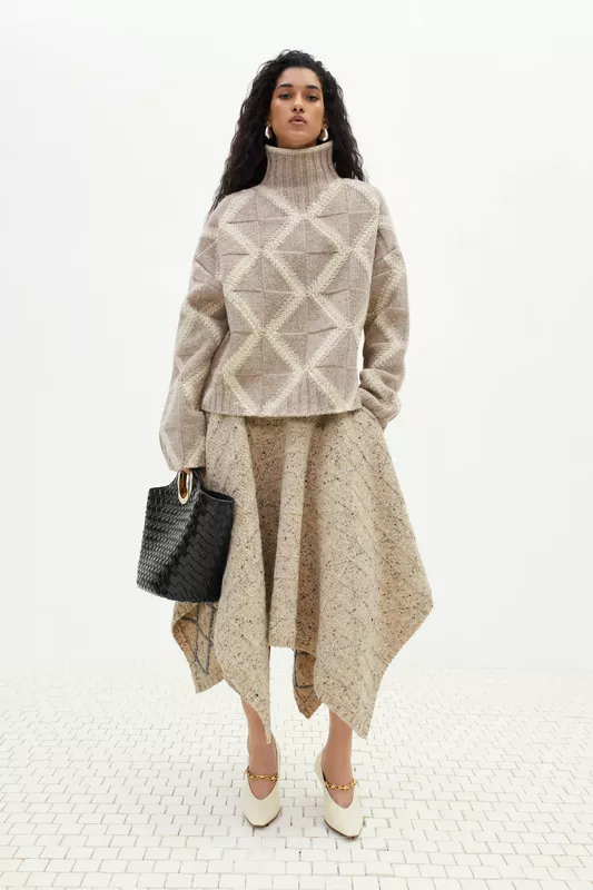 00069-bottega-veneta-pre-fall-2024-credit-brand