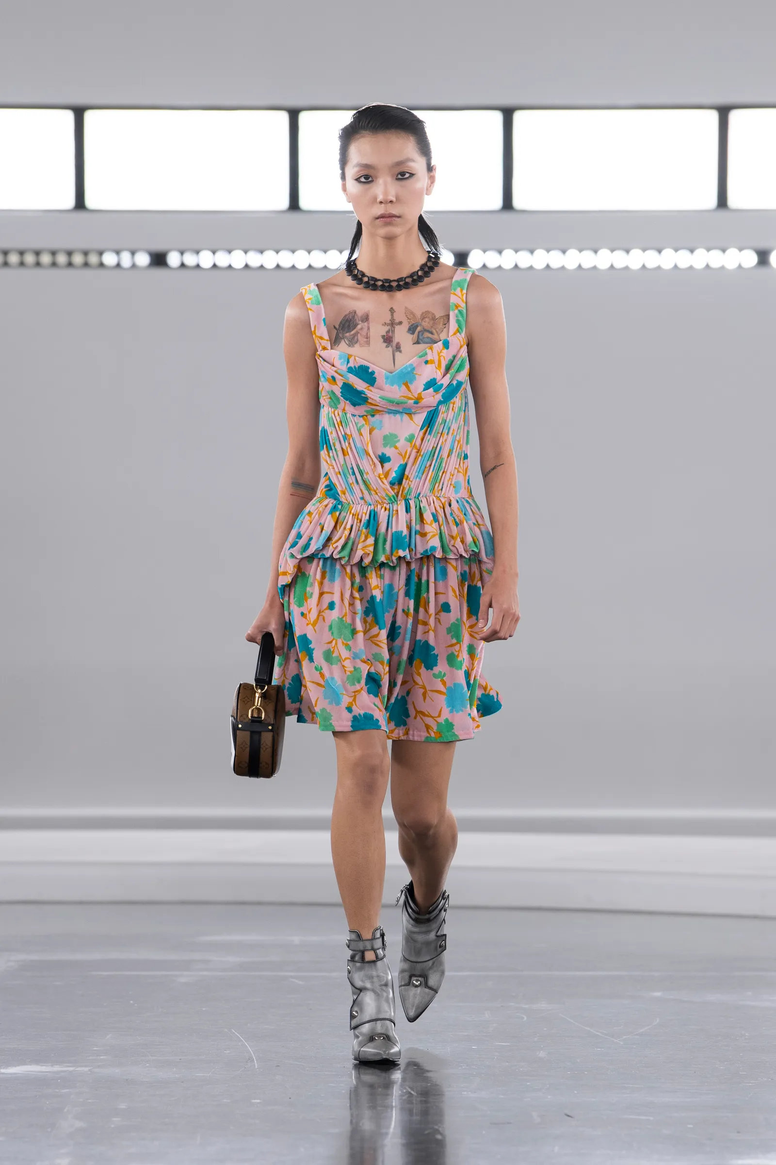 00010-louis-vuitton-pre-fall-2024-ready-to-wear-credit-giovanni-gannoni