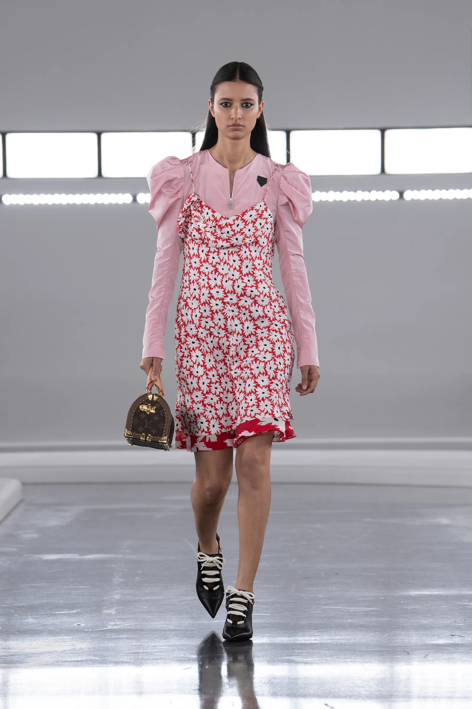 00022-louis-vuitton-pre-fall-2024-ready-to-wear-credit-giovanni-gannoni