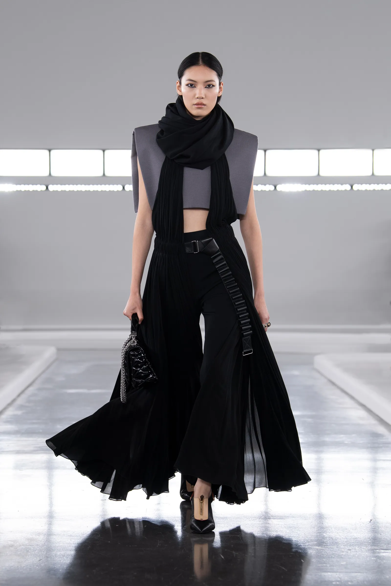 00050-louis-vuitton-pre-fall-2024-ready-to-wear-credit-giovanni-gannoni