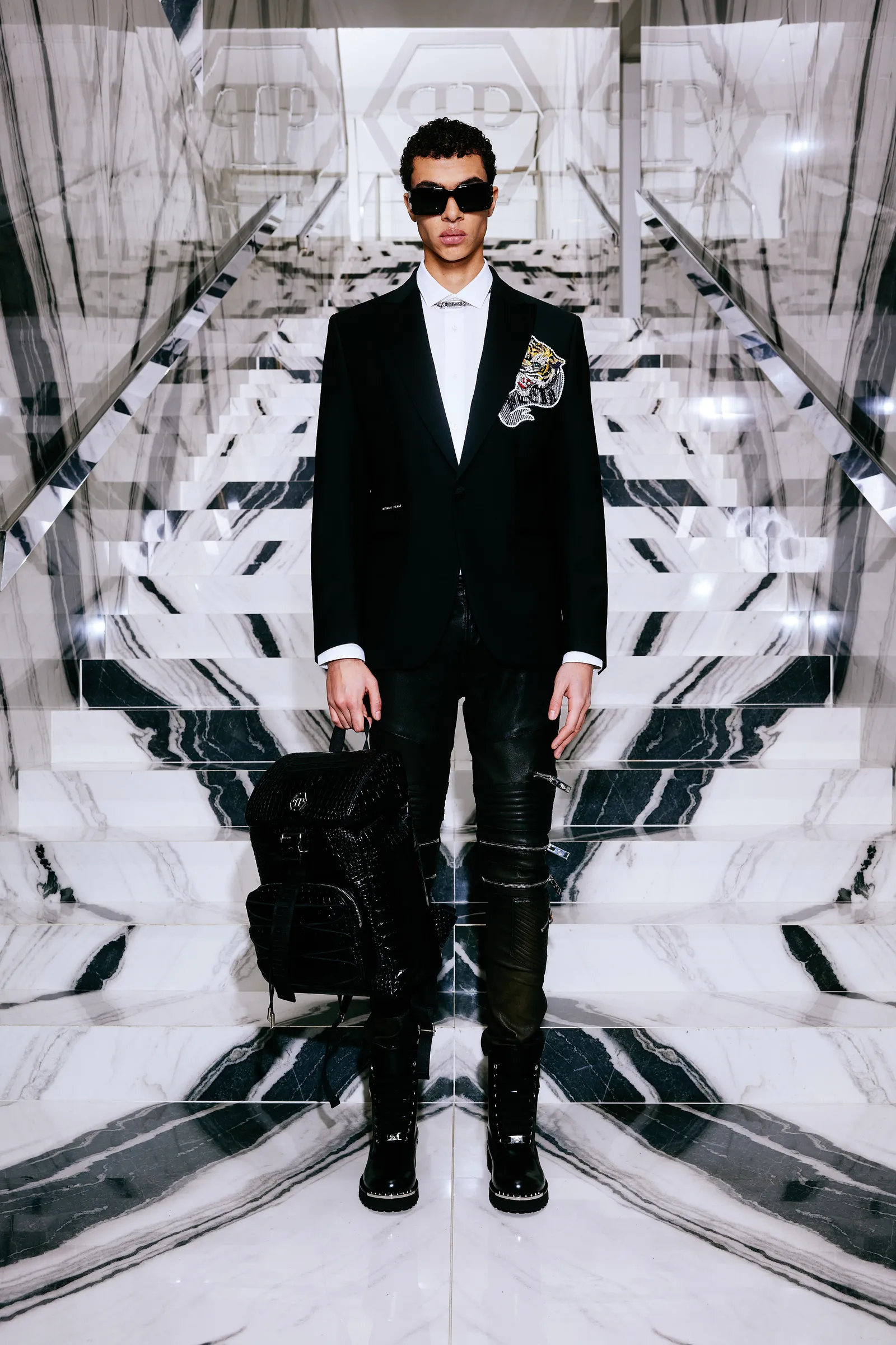 00006-philipp-plein-prefall-2024-credit-brand