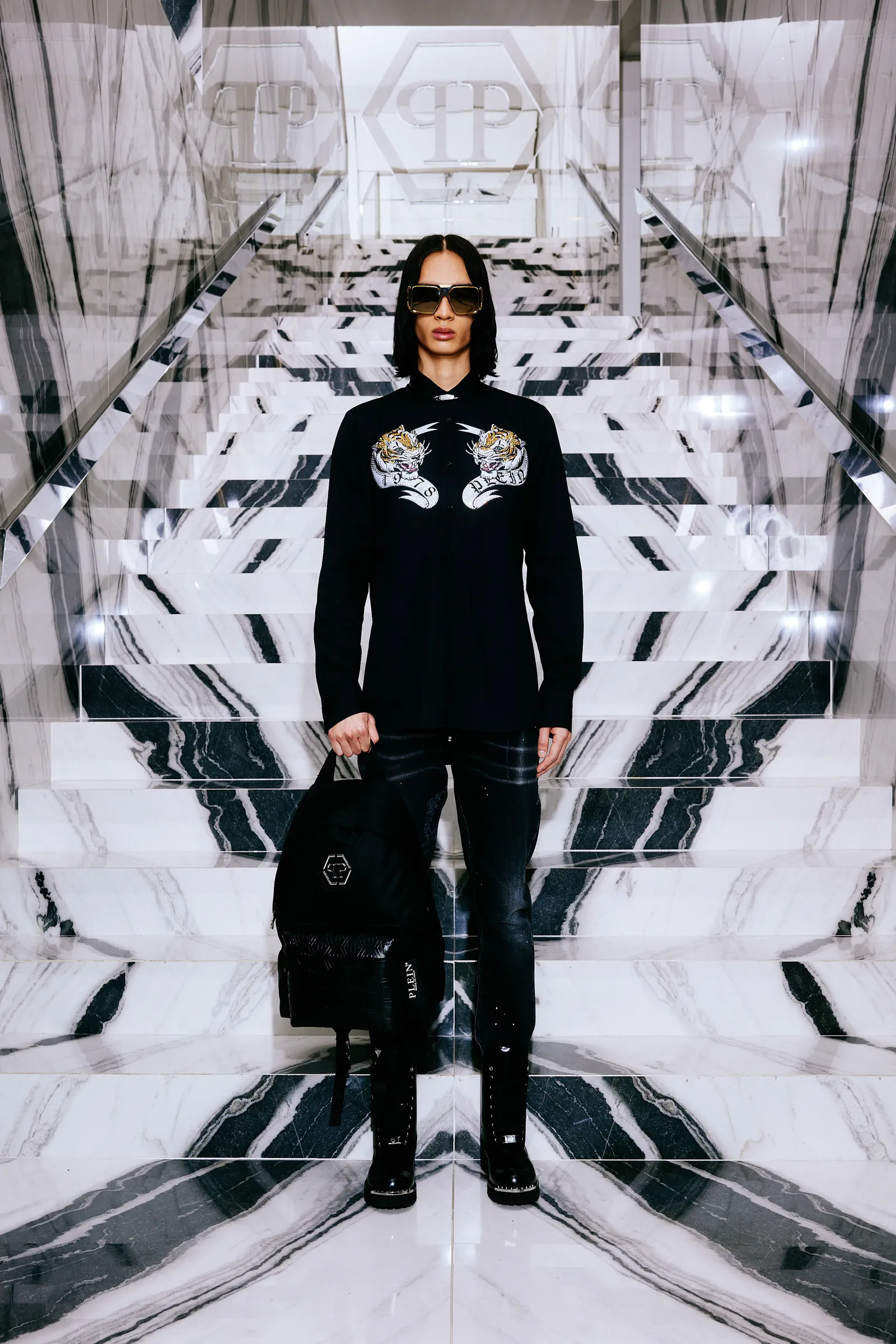 00009-philipp-plein-prefall-2024-credit-brand