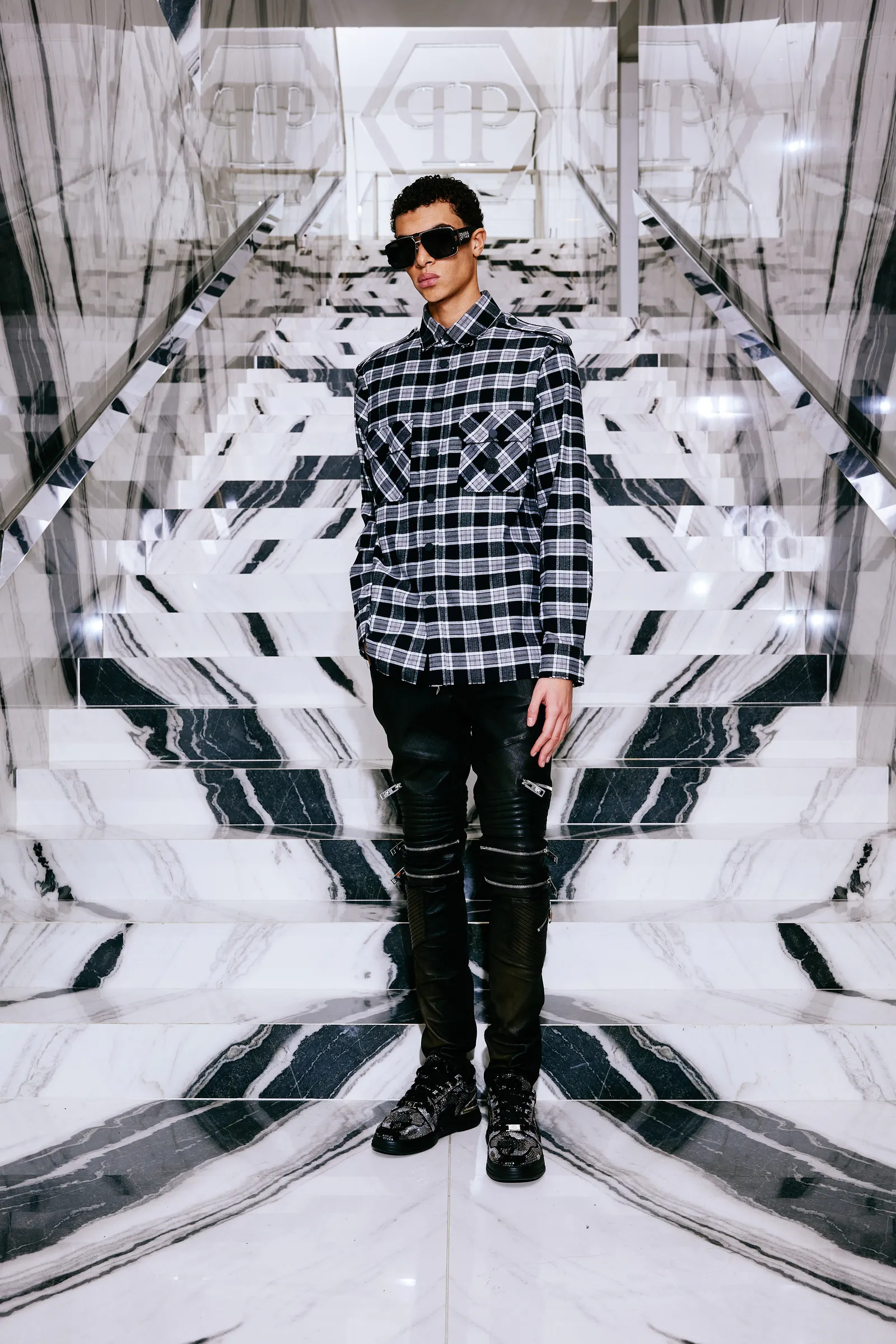 00017-philipp-plein-prefall-2024-credit-brand