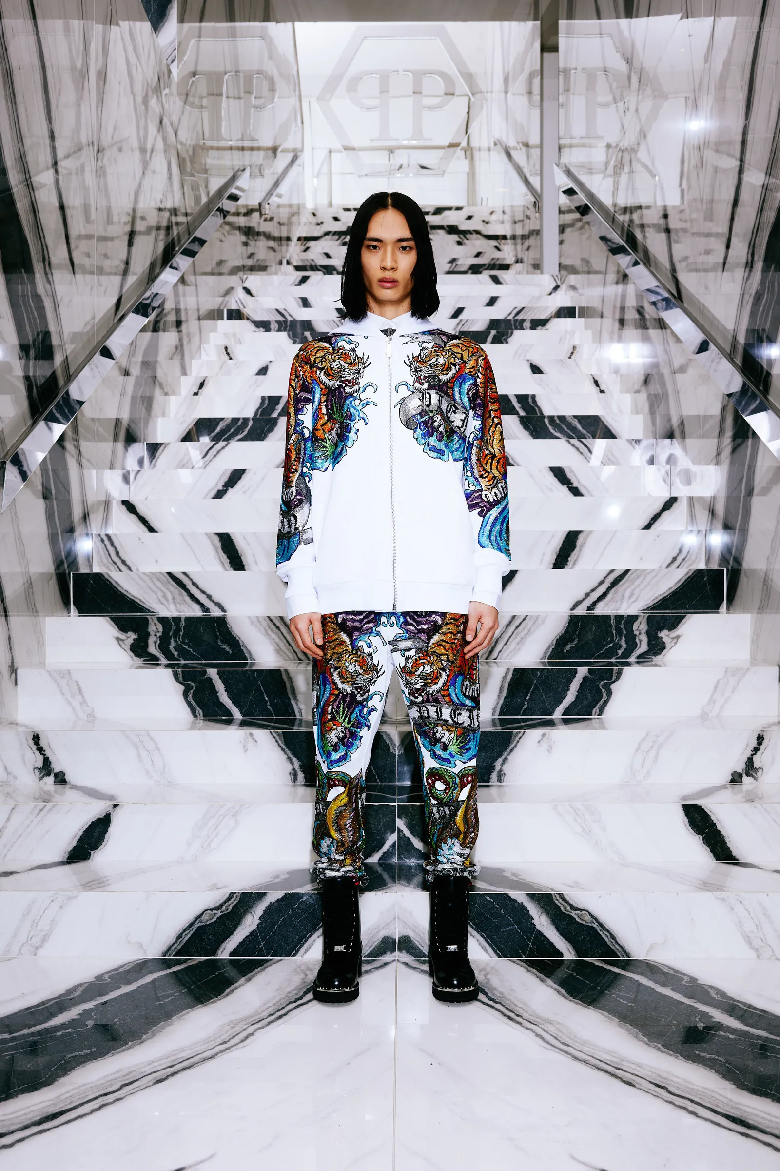 00028-philipp-plein-prefall-2024-credit-brand