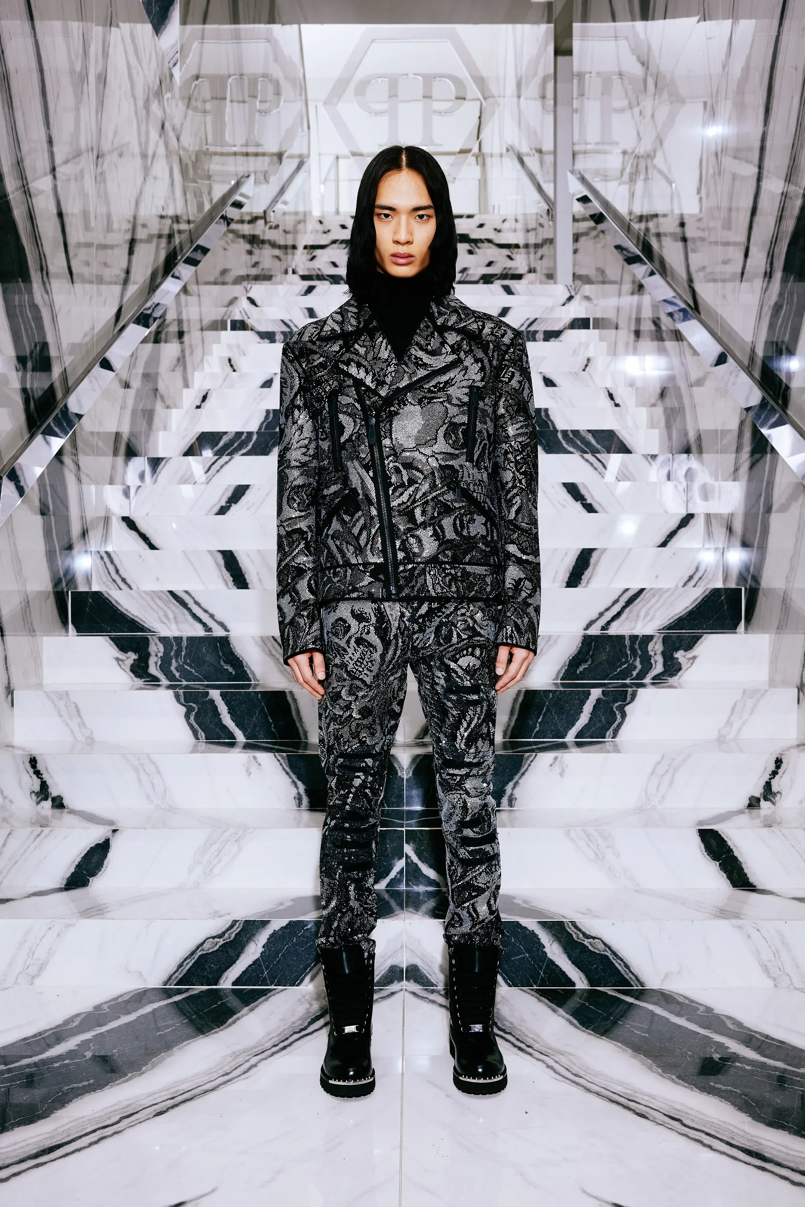 00034-philipp-plein-prefall-2024-credit-brand