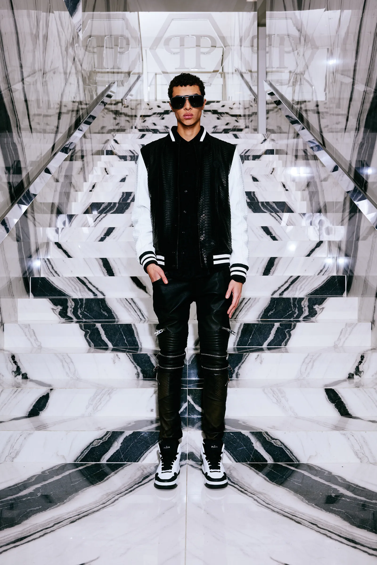 00048-philipp-plein-prefall-2024-credit-brand