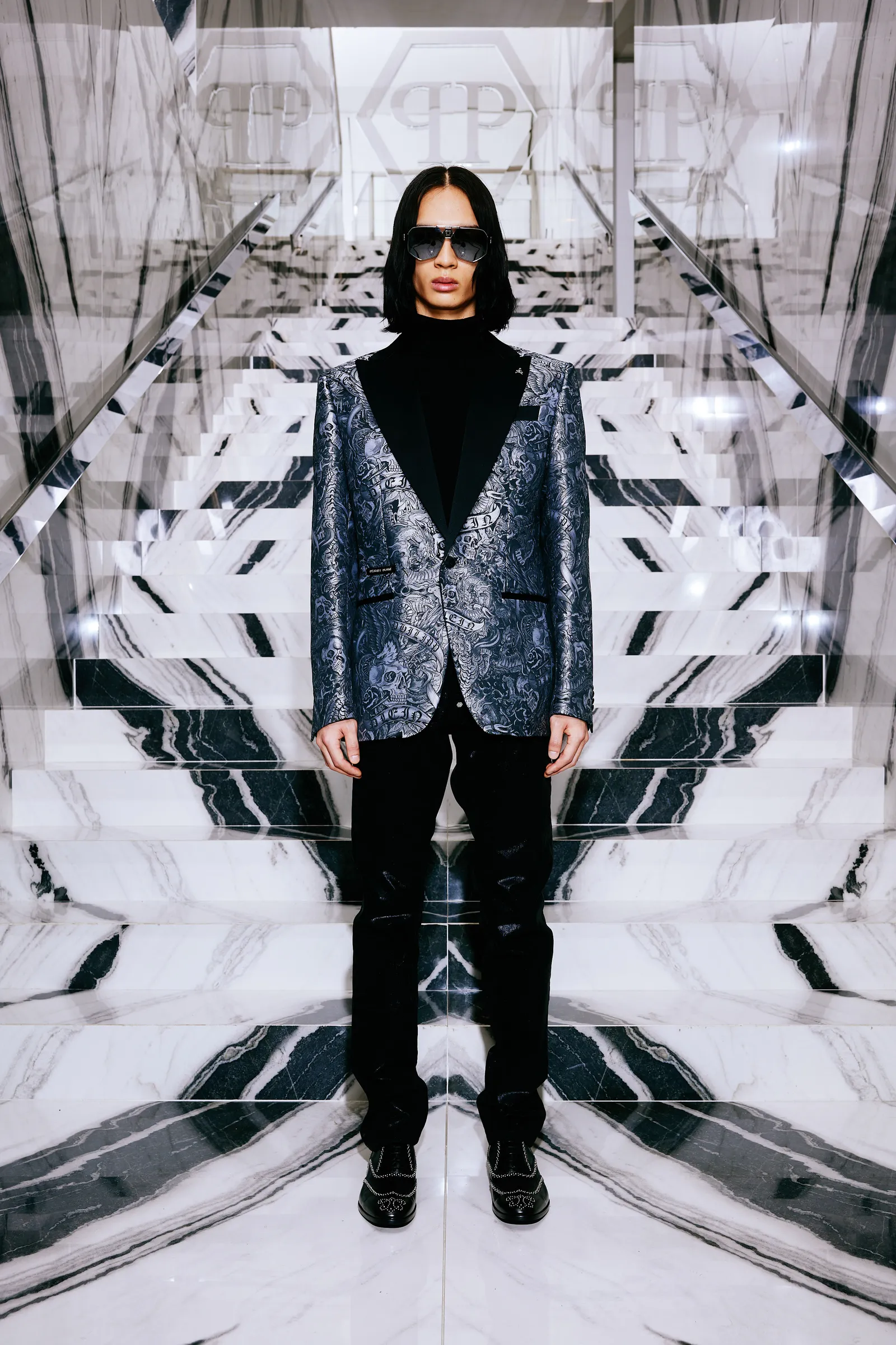 00049-philipp-plein-prefall-2024-credit-brand
