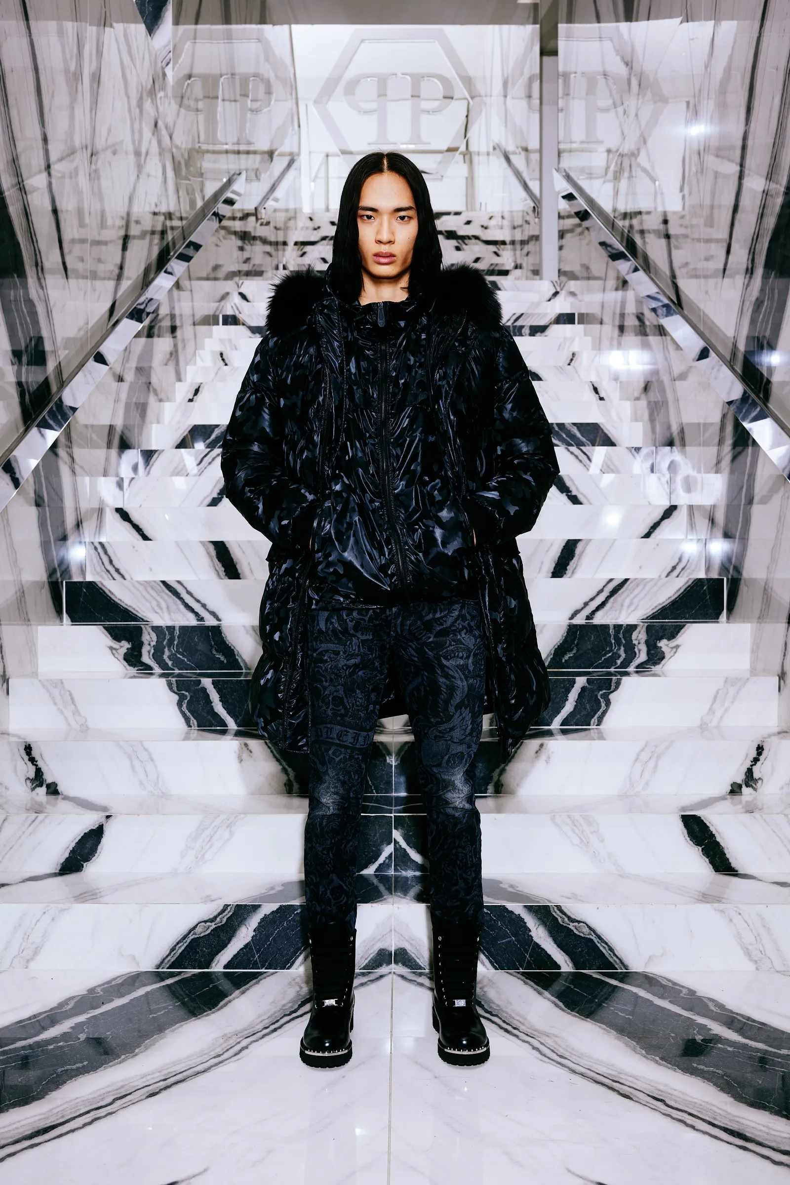 00051-philipp-plein-prefall-2024-credit-brand