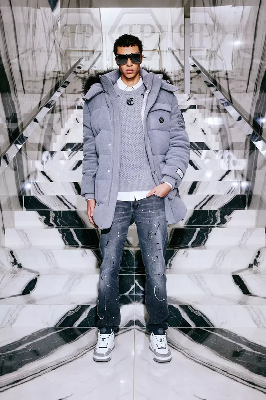 00002-philipp-plein-prefall-2024-credit-brand