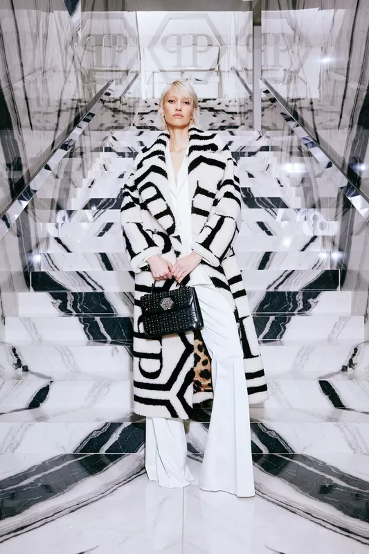 00005-philipp-plein-prefall-2024-credit-brand