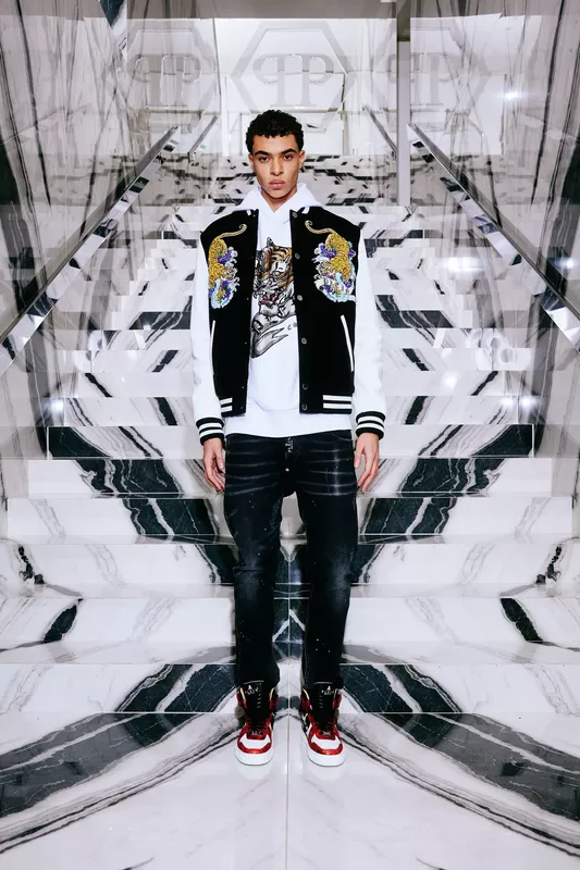 00011-philipp-plein-prefall-2024-credit-brand