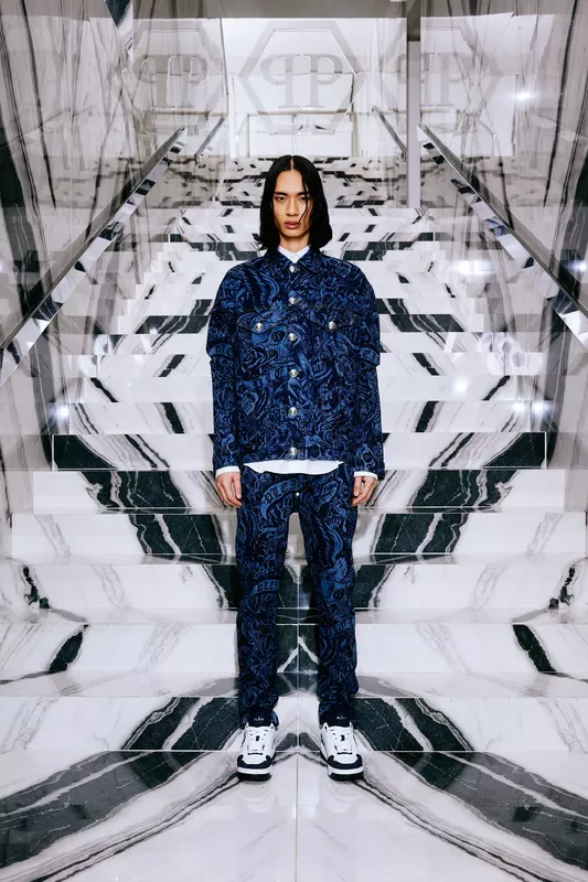 00018-philipp-plein-prefall-2024-credit-brand