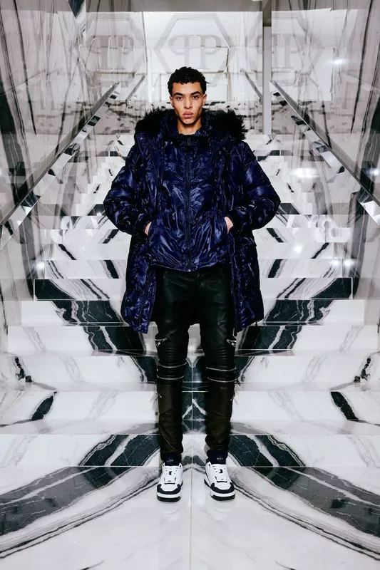 00022-philipp-plein-prefall-2024-credit-brand