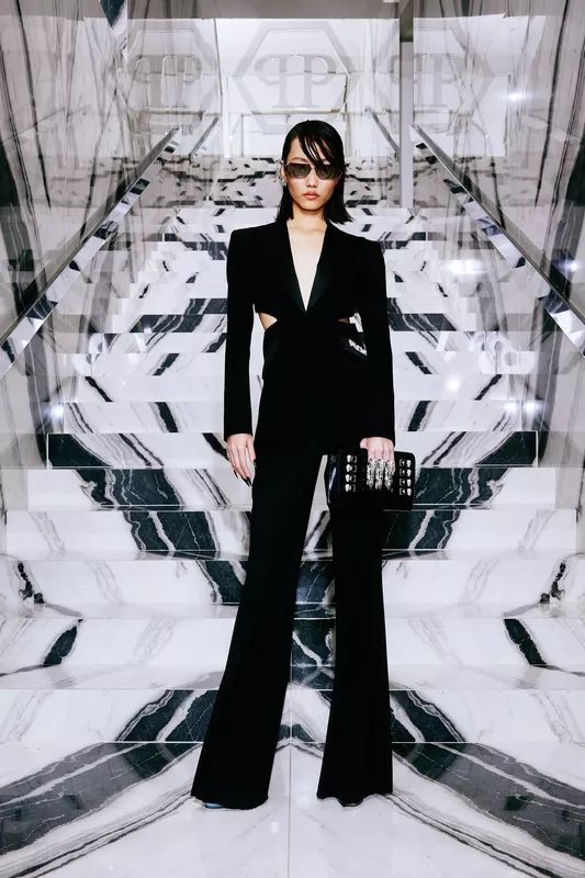 00033-philipp-plein-prefall-2024-credit-brand