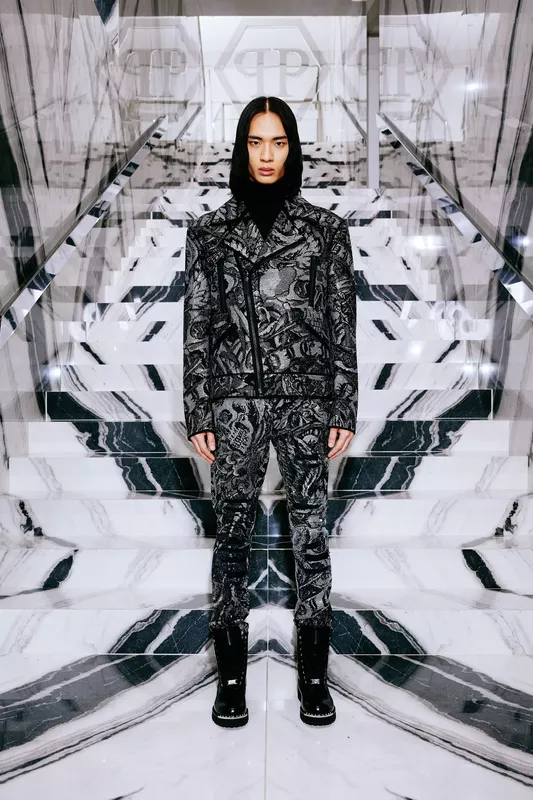 00034-philipp-plein-prefall-2024-credit-brand