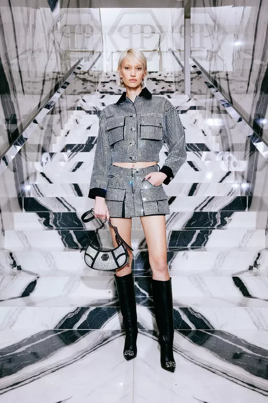 00035-philipp-plein-prefall-2024-credit-brand