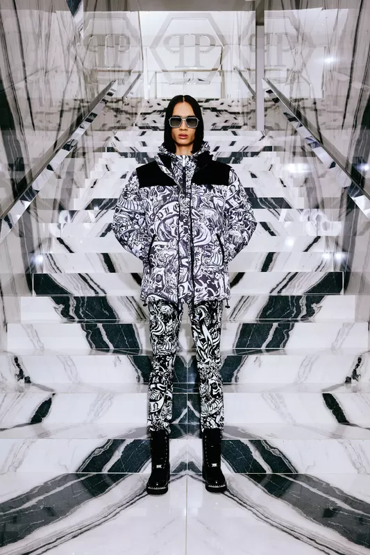 00041-philipp-plein-prefall-2024-credit-brand