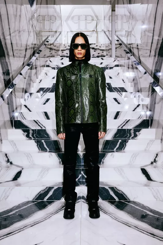 00046-philipp-plein-prefall-2024-credit-brand