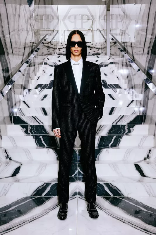 00055-philipp-plein-prefall-2024-credit-brand