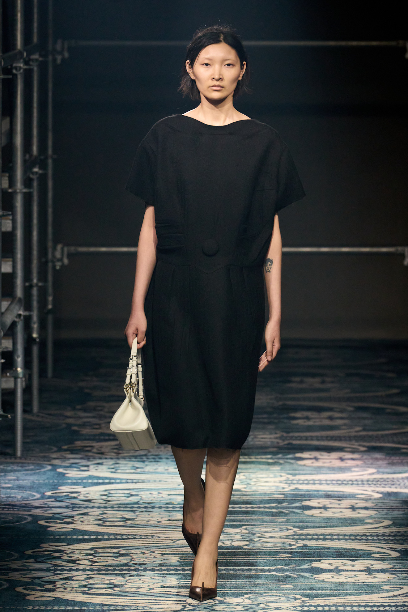 Prada F25 004