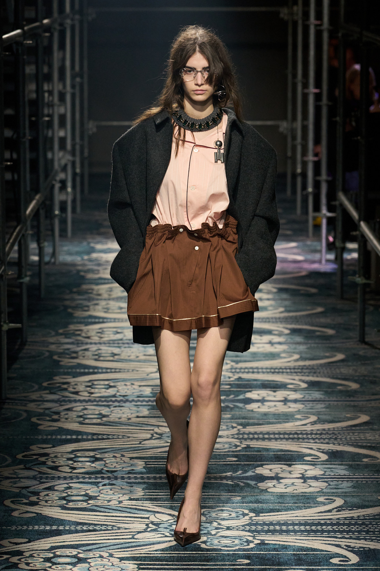 Prada F25 012