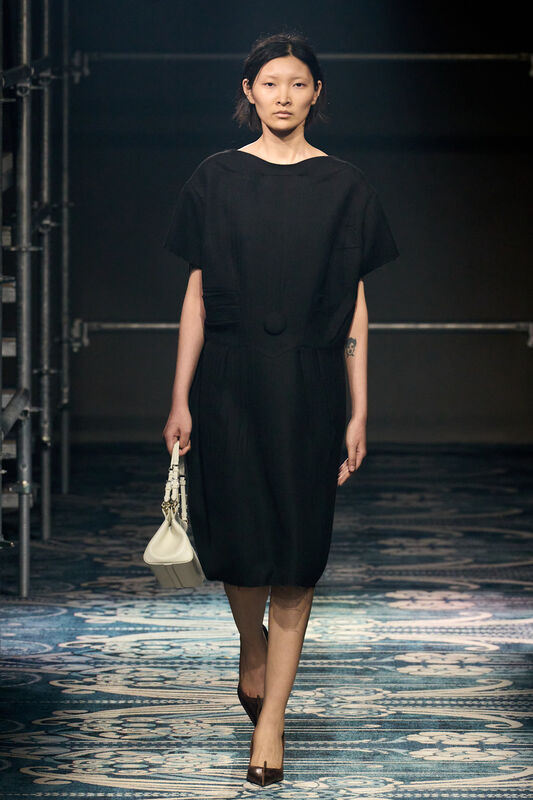 Prada F25 004