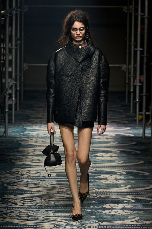 Prada F25 035
