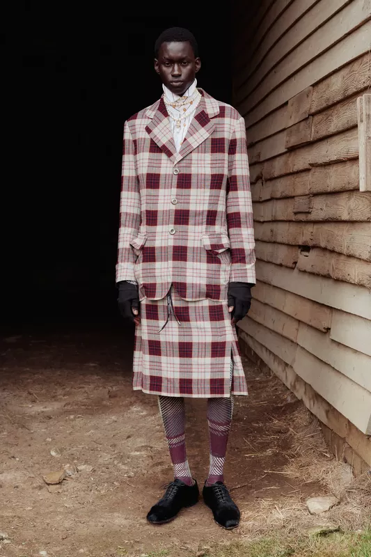 00031-vivienne-westwood-fall-2024-ready-to-wear-credit-brand