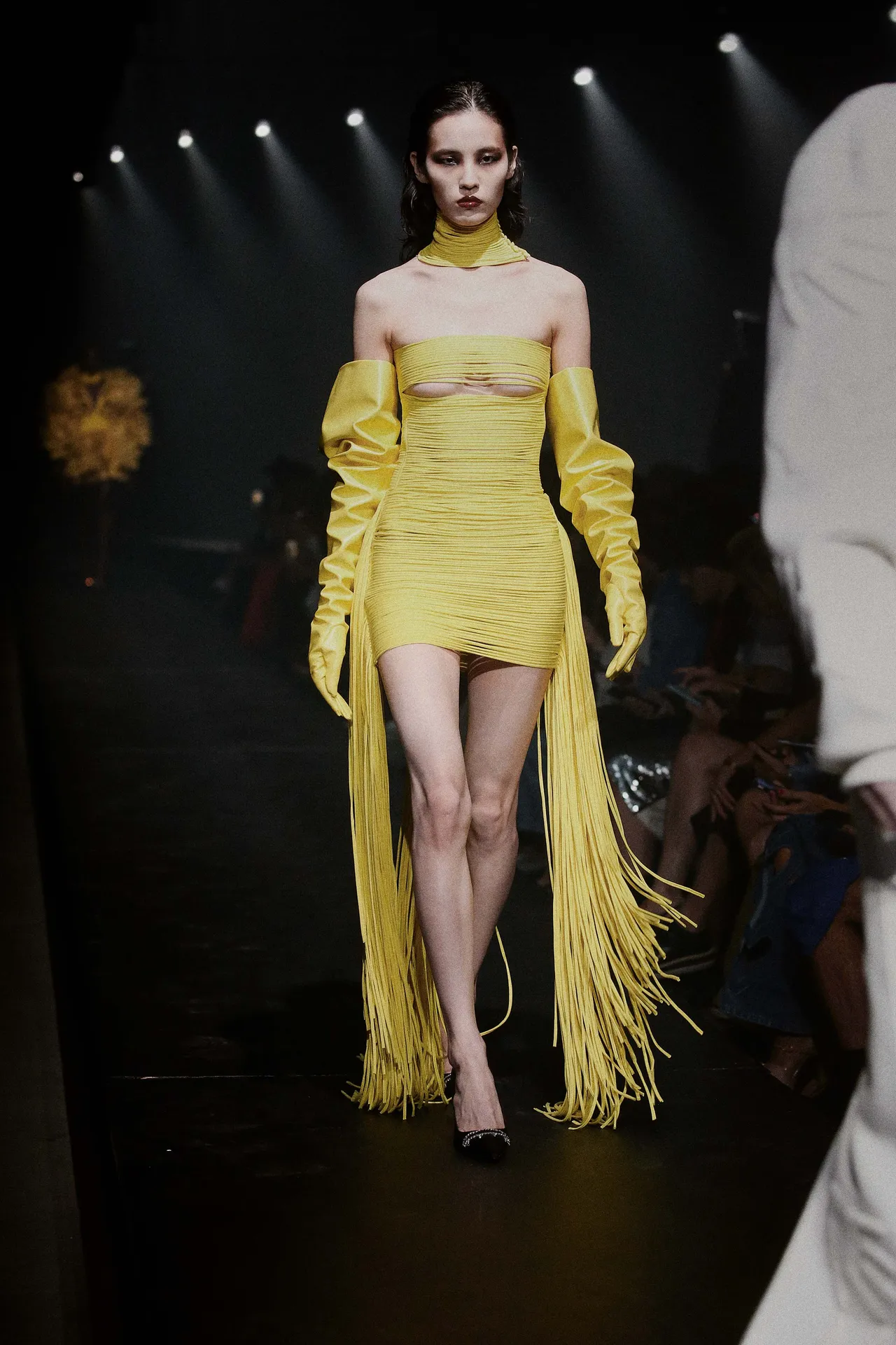 00033-area-fall-2024-couture-credit-brand