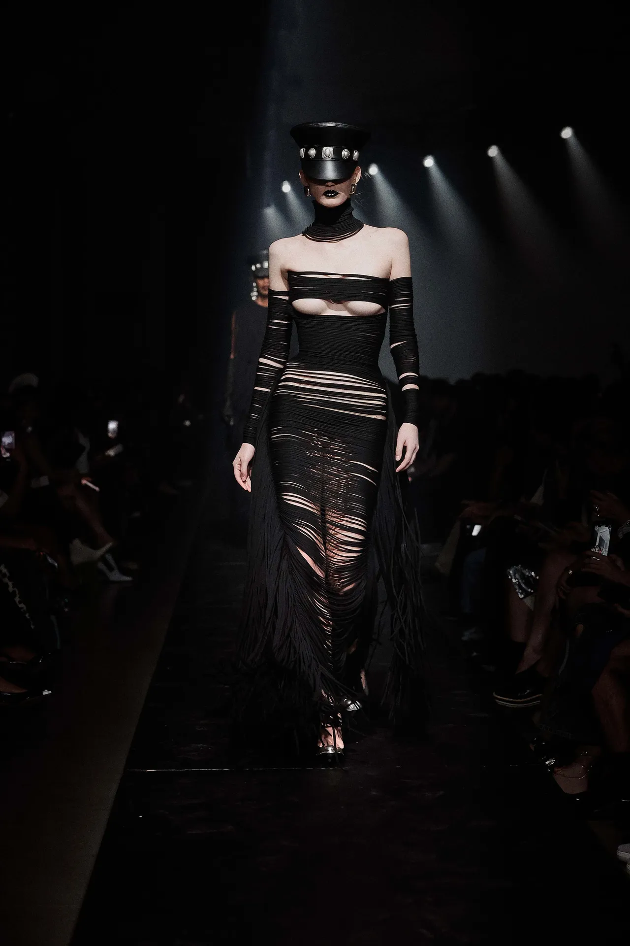 00035-area-fall-2024-couture-credit-brand