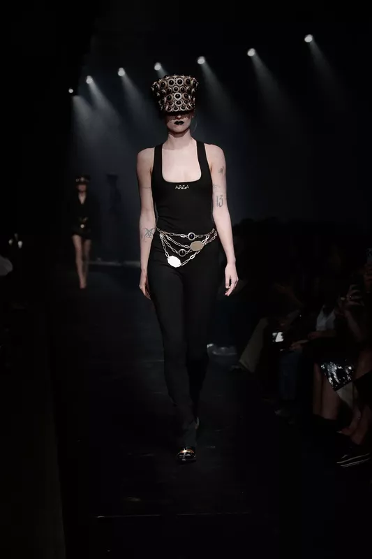00003-area-fall-2024-couture-credit-brand