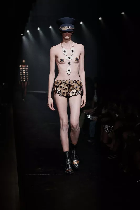 00005-area-fall-2024-couture-credit-brand