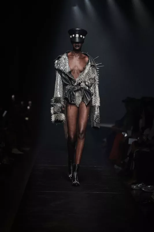 00023-area-fall-2024-couture-credit-brand