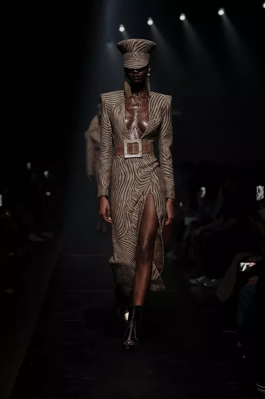 00025-area-fall-2024-couture-credit-brand